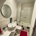 Duplex Alfama, River Views & Hydromassage * Lissabon