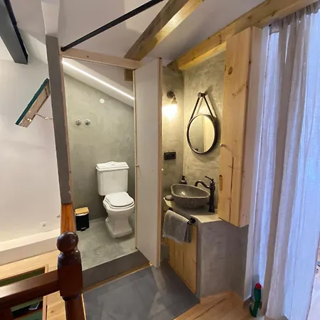 Apartment Duplex T2 Em Alfama
